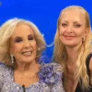 Yuyito Gonz�lez, sin filtros sobre su noviazgo con Milei en la Noche de Mirtha