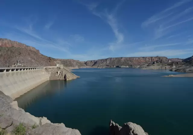 Embalse El Nihuil.