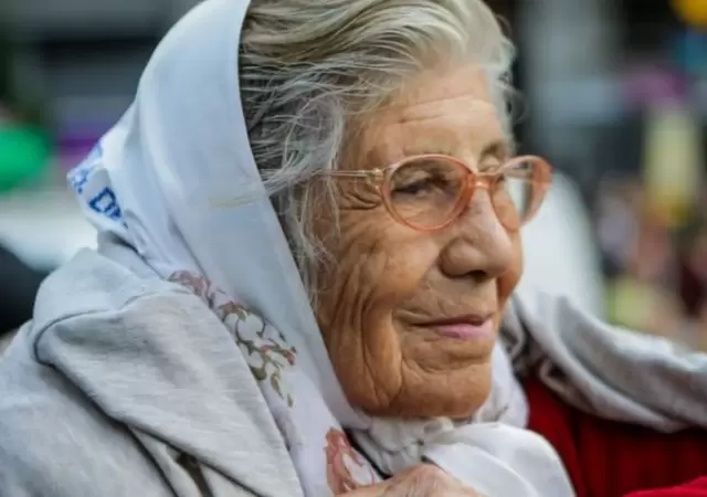Azucena D�az, refente de Madres de Plaza de Mayo muri� este domingo