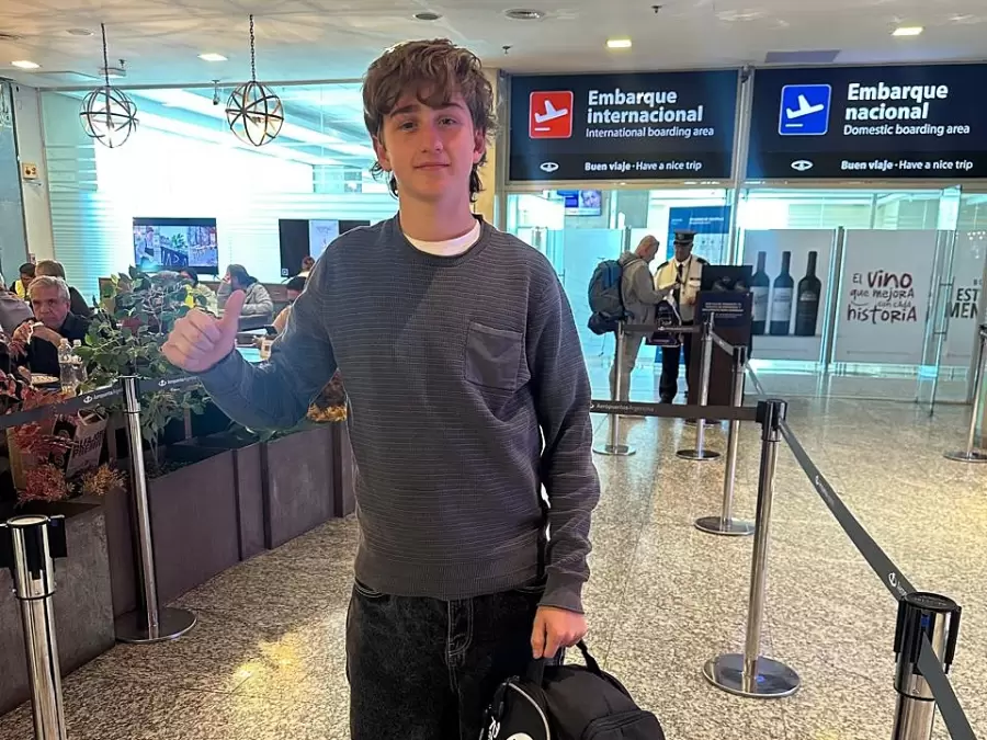 El pibe de Guaymall�n viaj� en las �ltimas horas a Italia.