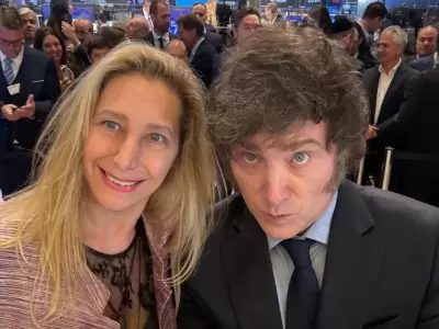 Los diputados opositores presentan una serie de dict�menes para ponerle coto a los hermanos Milei.