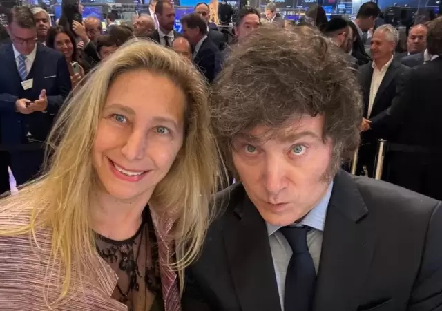 Los diputados opositores presentan una serie de dict�menes para ponerle coto a los hermanos Milei.