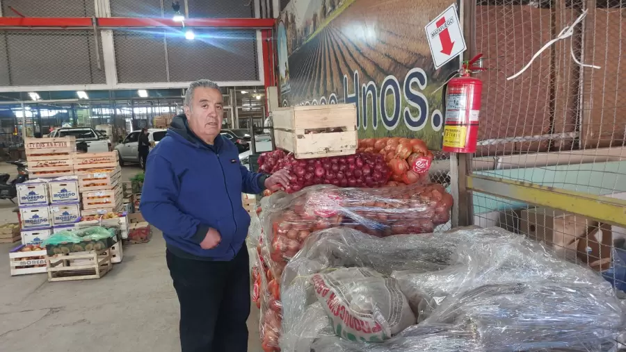 Productor y titular de la Uni�n Frutihort�cola Argentina, Omar Carrasco.