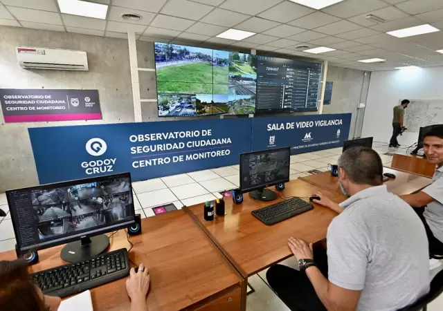 El nuevo sistema utiliza inteligencia artificial: rostros, patentes y modos de conducta, en la mira.
