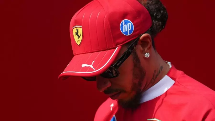 Lewis Hamilton cont� c�mo vive este duro momento en las redes.