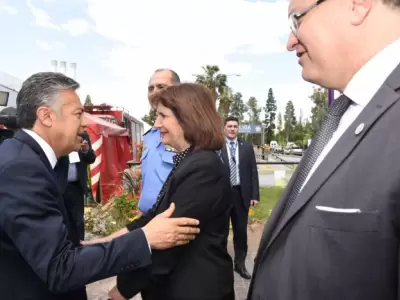 El gobernador Cornejo recibir� a la ministra despu�s de concluir un amplio operativo de asistencia sanitaria junto a la titular de Capital Humano.