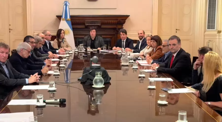 Una reuni�n de Gabinete presidida por el presidente Javier Milei. (Foto: Presidencia de la Naci�n)