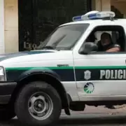 "La bandita del amor": detienen a novios que robaban autos con una ametralladora