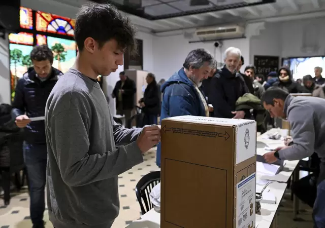 Todos los partidos piden que la gente asista a votar