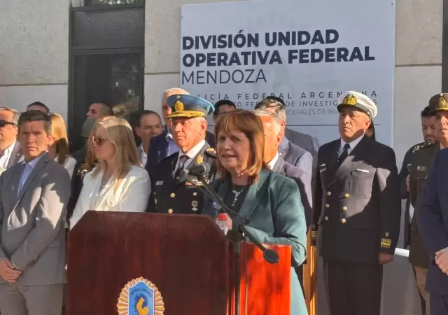 La sede del Departamento Federal de Investigaciones de la Polic�a Federal Argentina, ha sido puesta a disposici�n por la intendencia de Guaymall�n. /