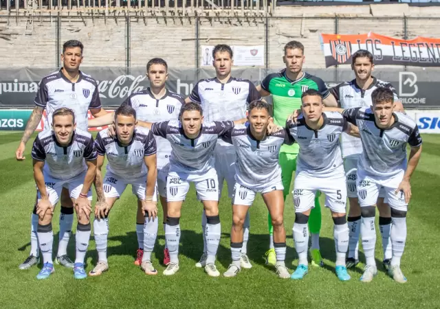 El Lobo y el sue�o de jugar la final de la Primera Nacional.