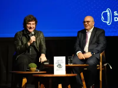 En la presentaci�n de un libro del economista y consultor financiero Salvador Di Stefano, Javier Milei volvi� a desmentir a la oposici�n. /