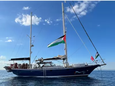 �Urgente! La flotilla Global Sumud, incluyendo a Greta Thunberg, ha sido interceptada por la armada israel� a unas 80 millas n�uticas de Gaza.
