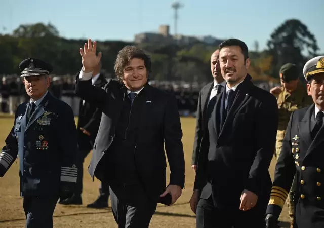 Visita presidencial: Milei vuelve a Mendoza con apoyo a candidatos oficialistas.