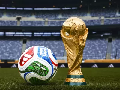 �Adi�s a la pol�mica del fuera de juego? Trionda incorpora un sensor de movimiento y trayectoria para enviar datos exactos al VAR en tiempo real.