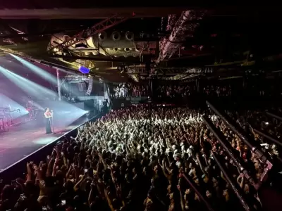 �Fuerte! Lali Esp�sito respondi� a las cr�ticas: "Necesitan un abrazo"