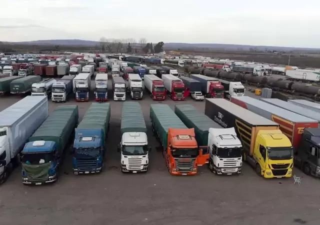El programa busca eliminar barreras y restricciones, y consolidar una autopista del sistema productivo.