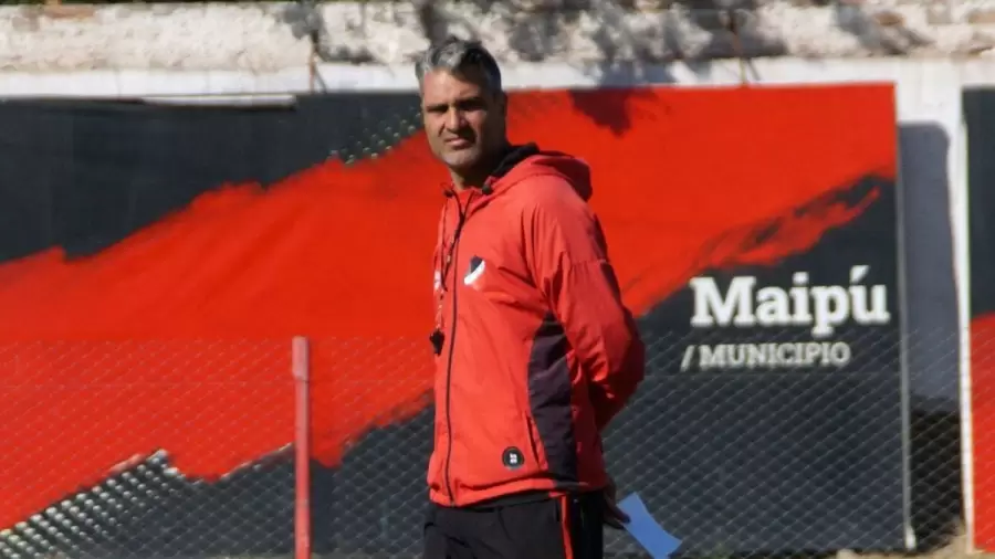 El Deportivo Maip� enfrentar� al equipo de Juan Manuel Sara.