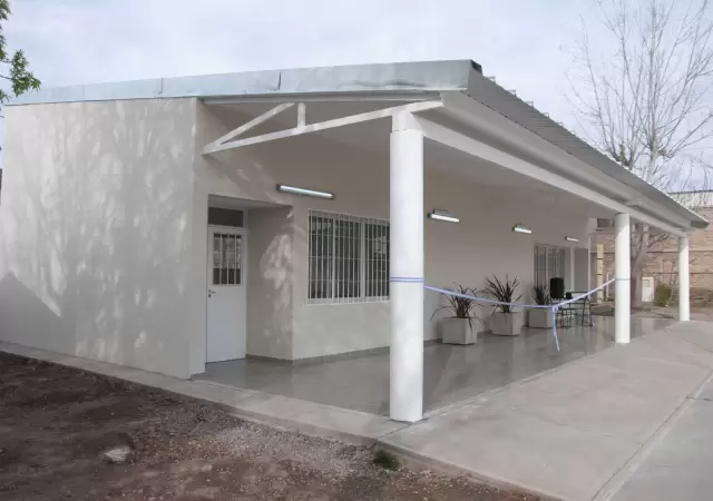 Con una inversi�n de $10.000 millones, la nueva etapa alcanzar� a m�s de 300 escuelas en toda la provincia.