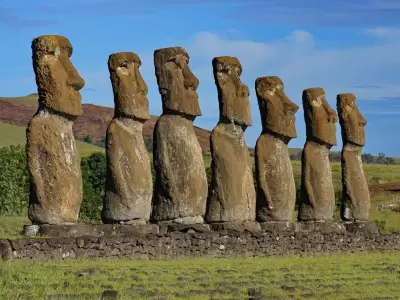 Se han contabilizado cerca de 900 moais en toda la isla de Pascua.