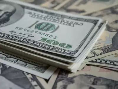 Mercados: bonos y acciones repuntan, el d�lar cae y el Tesoro consigue un rollover r�cord