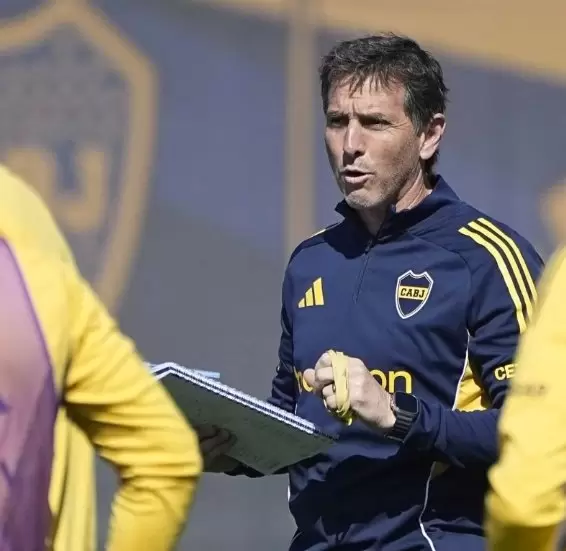 Claudio Úbeda quedará al frente del plantel hasta diciembre.