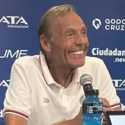El d�a que Miguel �ngel Russo estuvo con un pie adentro de Godoy Cruz, pero eligi� la U. de Chile