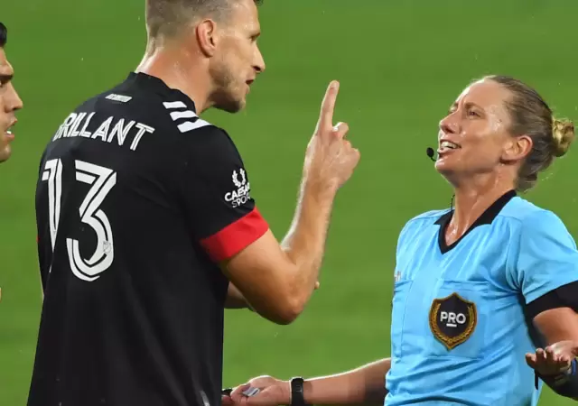 Tori Penso fue la �nica mujer seleccionada para formar parte del equipo arbitral en el Mundial de Clubes de la FIFA