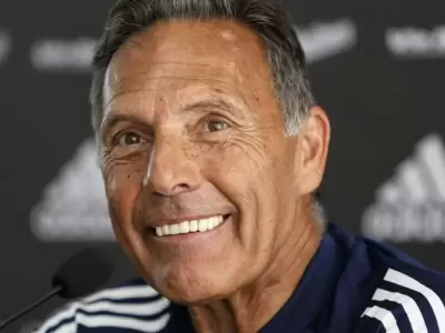 Miguel �ngel Russo y un merecido homenaje.