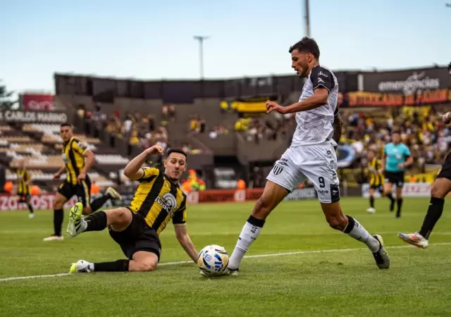 Deportivo Madryn - Gimnasia de Mendoza al todo o nada.