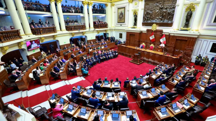 El poderoso congreso de Per�