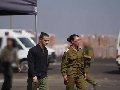 El argentino Ariel Cunio luego de ser liberado por Ham�s.