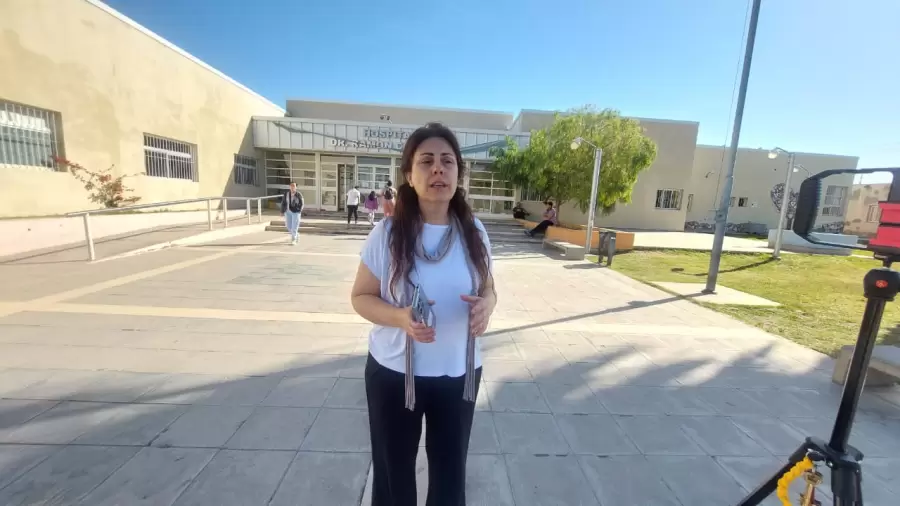Int�rprete Superior en Lenguaje de Se�as Argentina, Marcela Bosio.