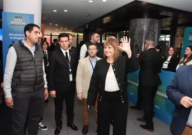 Patricia Bullrich hizo el anuncio en el Coloquio de IDEA