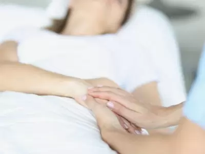 El debate se vuelve a abrir tras el caso de una mujer que reclama la posibilidad de una muerte digna.