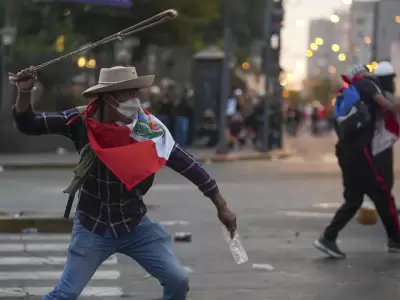 �Lograr� el gobierno de transici�n calmar las calles?