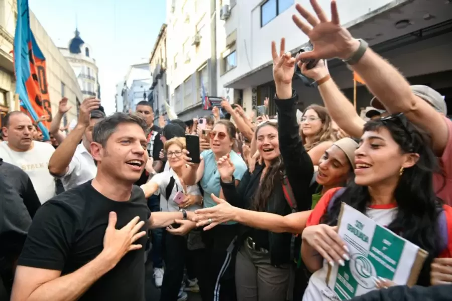 Axel Kicillof en la marcha