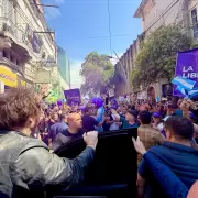 Milei en Santiago del Estero: acto al grito de "tobillera" tras criticar a Cristina Kirchner