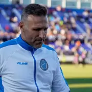 Walter Ribonetto dejó de ser DT de Godoy Cruz y se asoma un viejo conocido