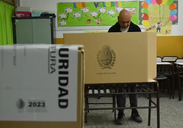 "Cuando caminamos por las calles de Mendoza, 1 de cada 2 personas manifiesta que ir a votar es 'al cuete'. Esta percepci�n explica comportamientos",