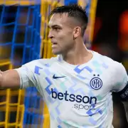 Show de goles en Europa: Lautaro, Dumfries y la r�faga del Arsenal destroz� al Aleti