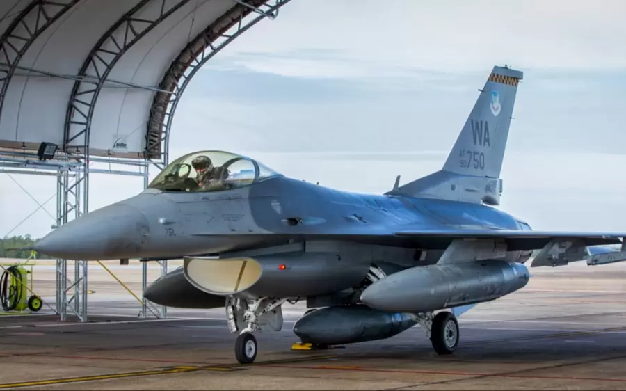 Aviones F-16