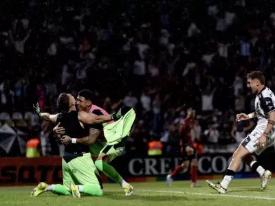 Gimnasia sigue de festejo.