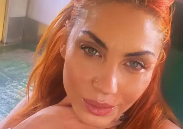 Qui�n es Lourdes Fern�ndez, la artista detr�s del fen�meno Bandana y su regreso.