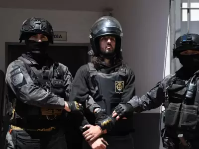 Pablo Laurta, luego de que se le hiciera la revisi�n m�dica.