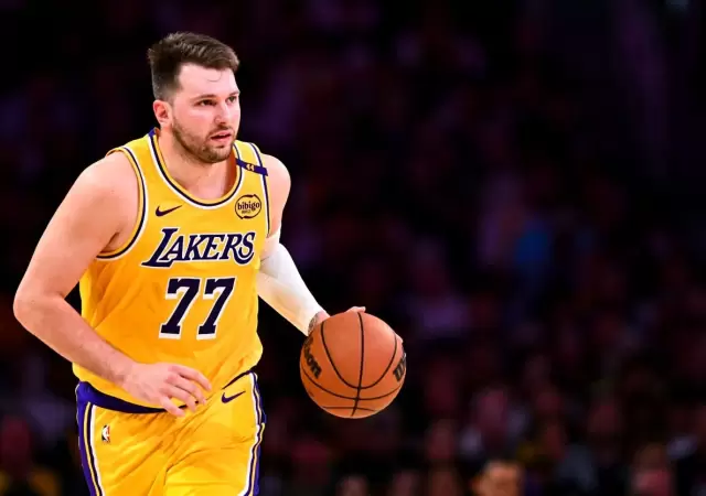Doncic, una de las figuras de los Lakers.