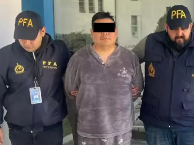 El llamado "Se�or J" cuando fue arrestado por la PFA. Foto: gentileza