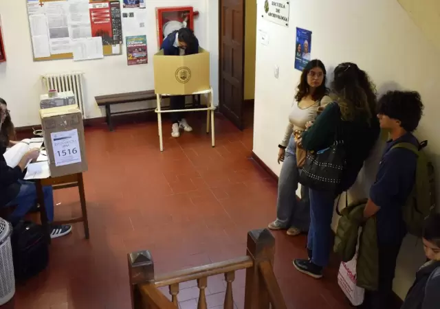 El nuevo proceso es m�s r�pido, limpio y seguro. Pero algunas provincias decidieron no tener clases el lunes.