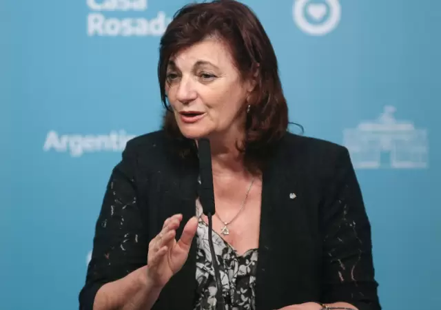 Consultada sobre los comicios recientes, Olmos se�al� que, pese a la fragmentaci�n, el peronismo logr� consolidarse en distintas jurisdicciones.