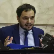 El bloque de La Libertad Avanza crece para acelerar las leyes de Milei y Mart�n Menem sigue al frente